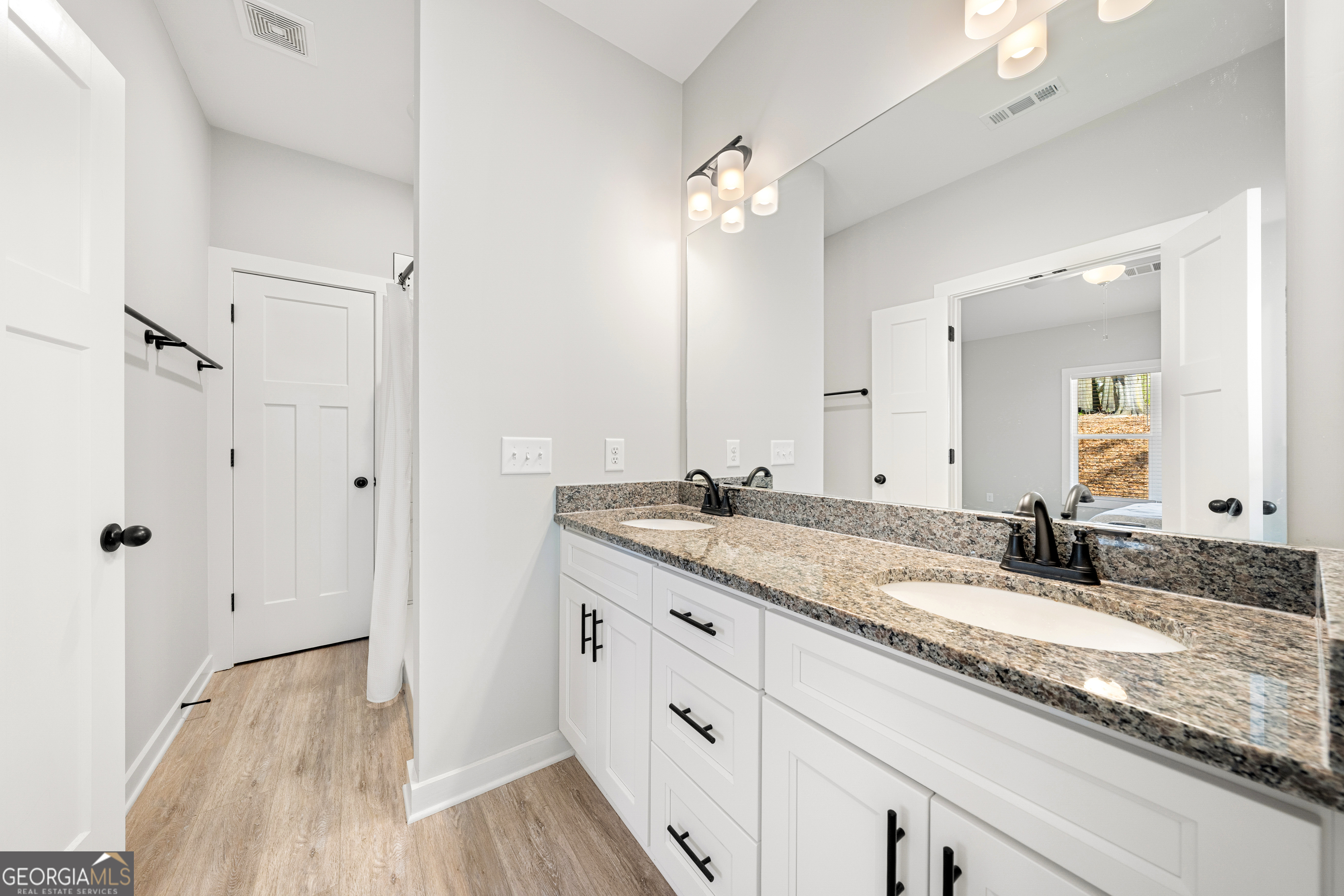 142 Fairview Street Hartwell, GA 30643 - Photo 26 of 39