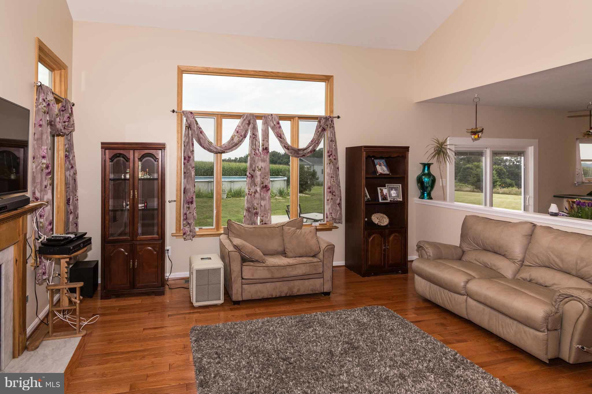 3479 Shiloh Road Hampstead, MD 21074 - Photo 12 of 30 Family Room