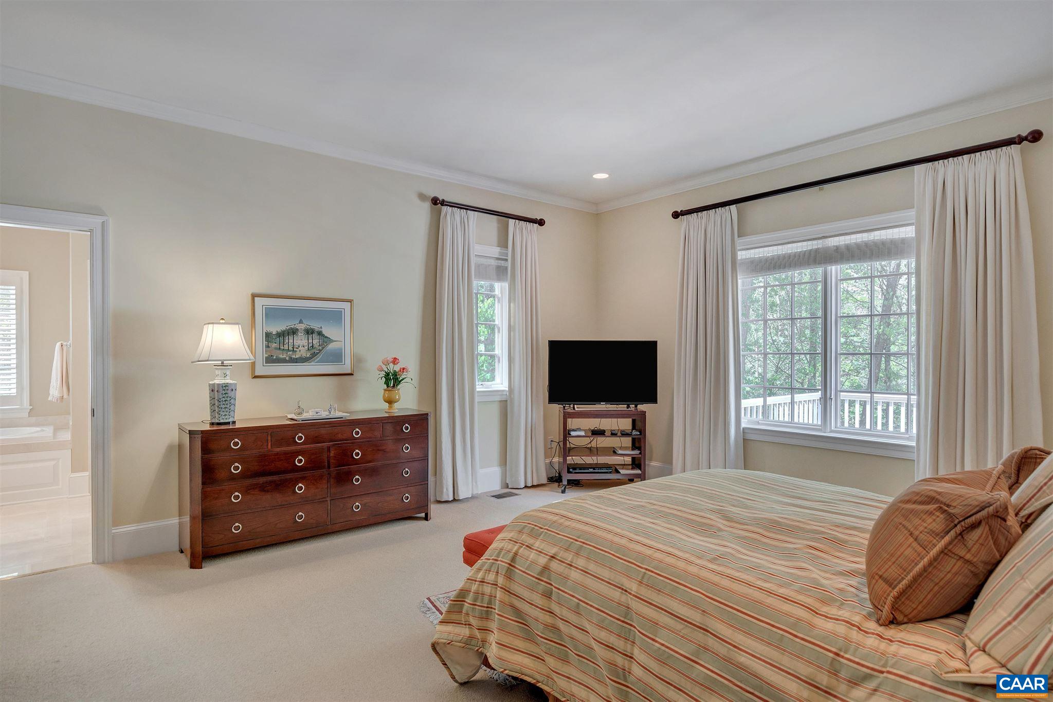 2014 Farringdon Road Keswick, VA 22947 - Photo 27 of 45 Gallery Image 27