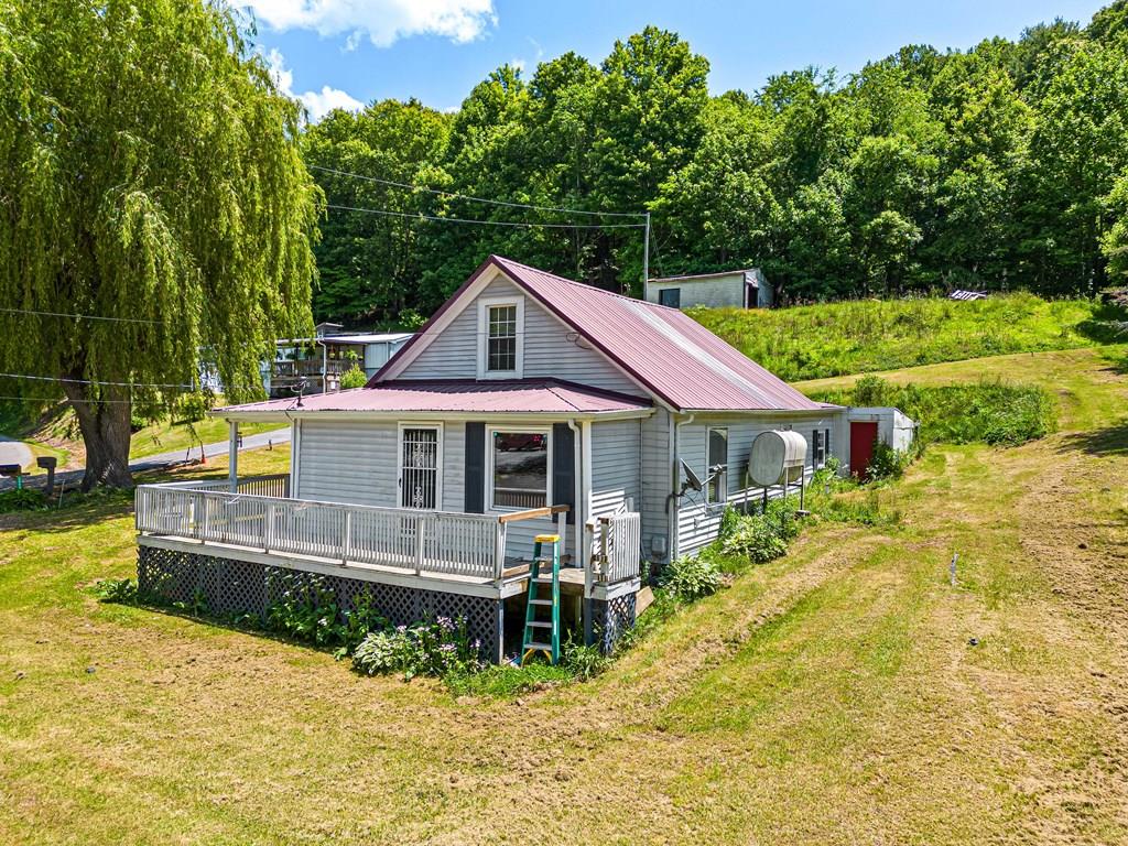 2965 Scratch Gravel Road Marion, VA 24354 - Photo 1 of 36 Gallery Image 1