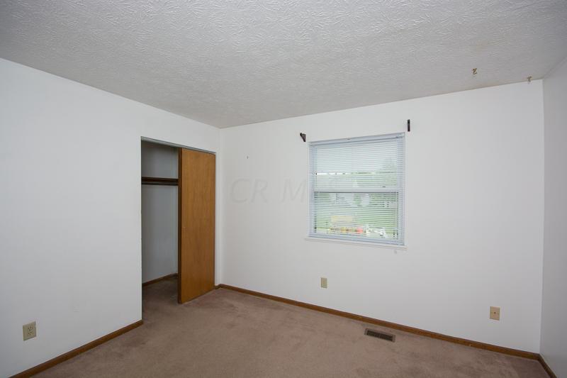 7772 Worthington Galena Road Columbus, OH 43085 - Photo 7 of 21