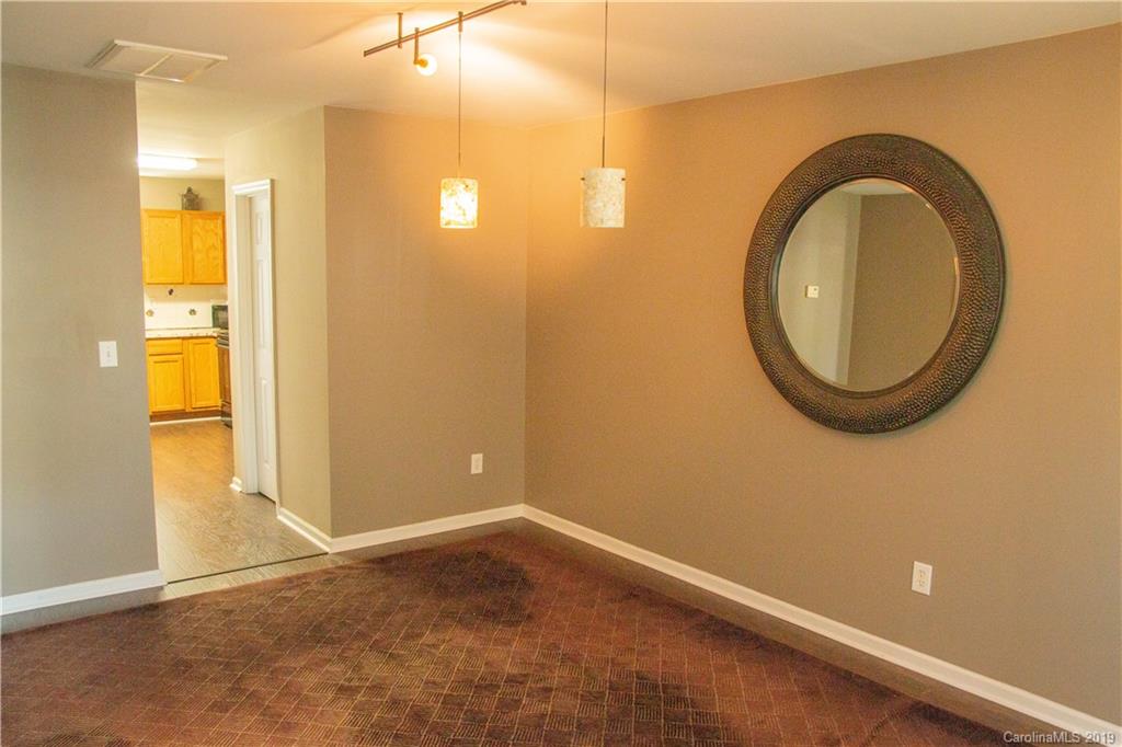 4433 Mariannes Ridge Road, Unit 92 Charlotte, NC 28273 - Photo 8 of 34 Gallery Image 8