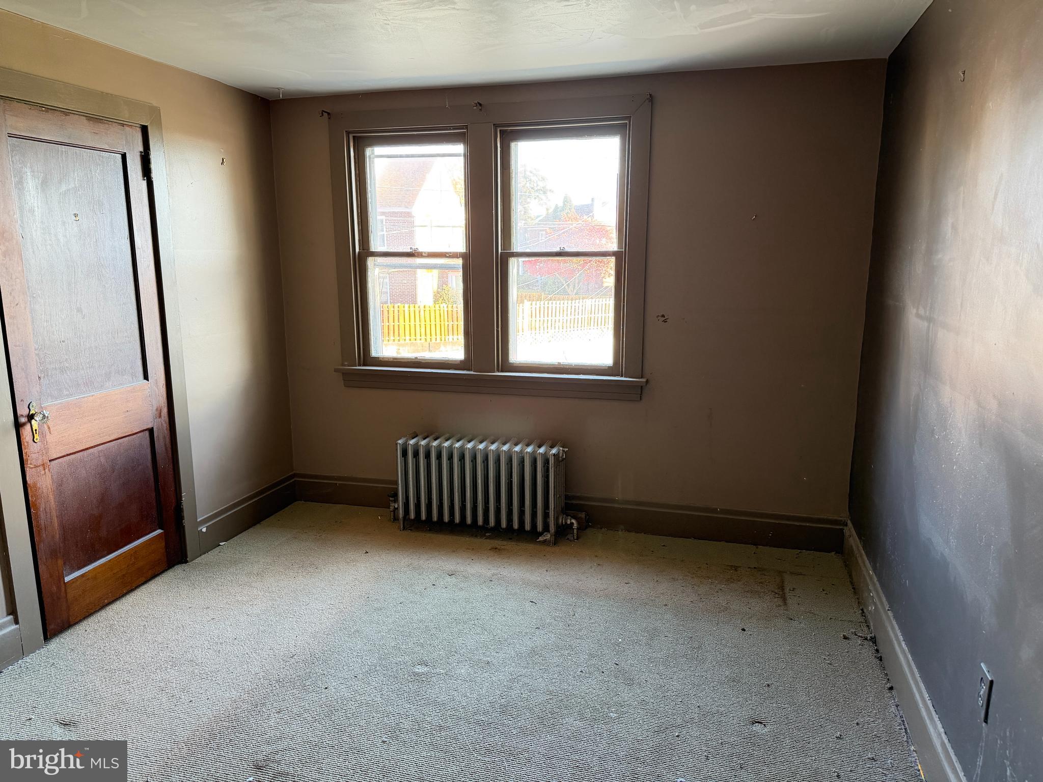 3428 Old Orchard Road Harrisburg, PA 17109 - Photo 18 of 22 an empty room with windows
