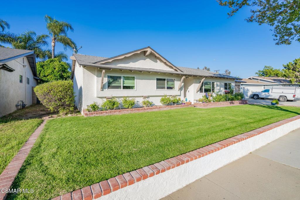 2858 Kadota Street Simi Valley, CA 93063 - Photo 3 of 49