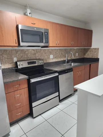 $2,250 | Doral Gardens Condominiums, Doral, FL 33166