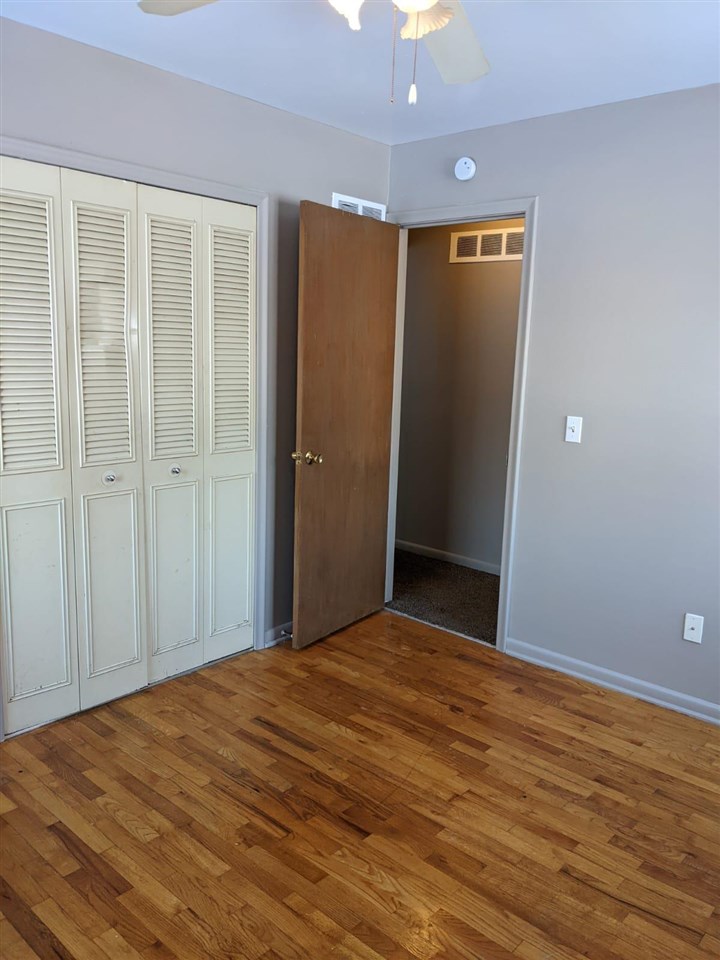 3509 Ridgecliffe Drive Flint, MI 48532 - Photo 13 of 18
