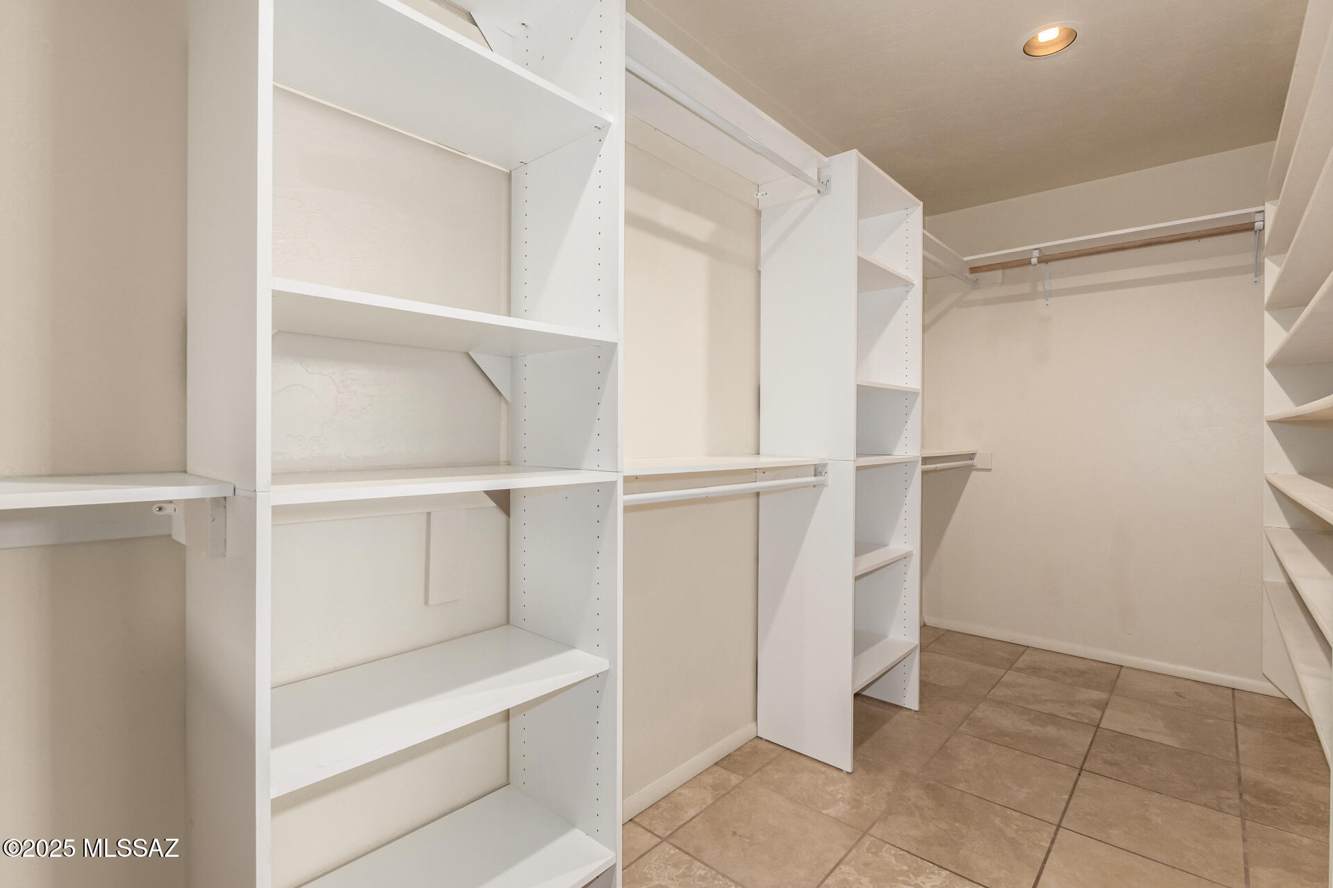5100 East Golder Ranch Drive Tucson, AZ 85739 - Photo 34 of 47 Main Bedroom Closet