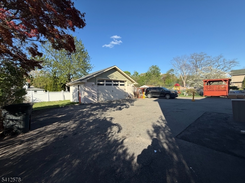 190 East Lindsley Road, Unit 2 Cedar Grove, NJ 07009 - Photo 13 of 13