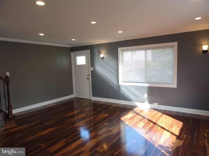 5715 Mitchell Road Levittown, PA 19057 - Photo 11 of 19 Gallery Image 11