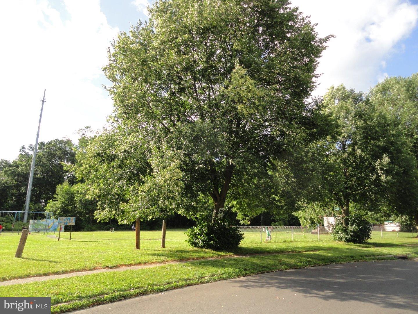 5715 Mitchell Road Levittown, PA 19057 - Photo 17 of 19 Gallery Image 17