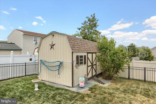 a picture of a room with a bench