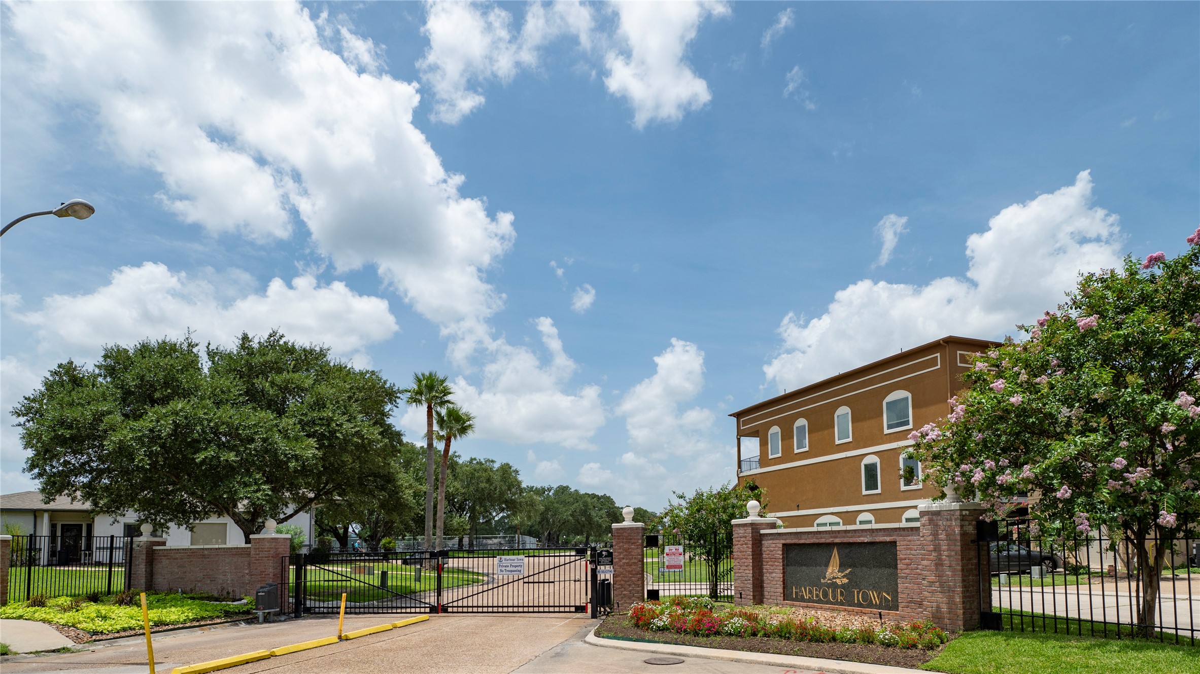 1436 Bowsprit Point Willis, TX 77318 - Photo 16 of 20 a street sign on a pole on a street