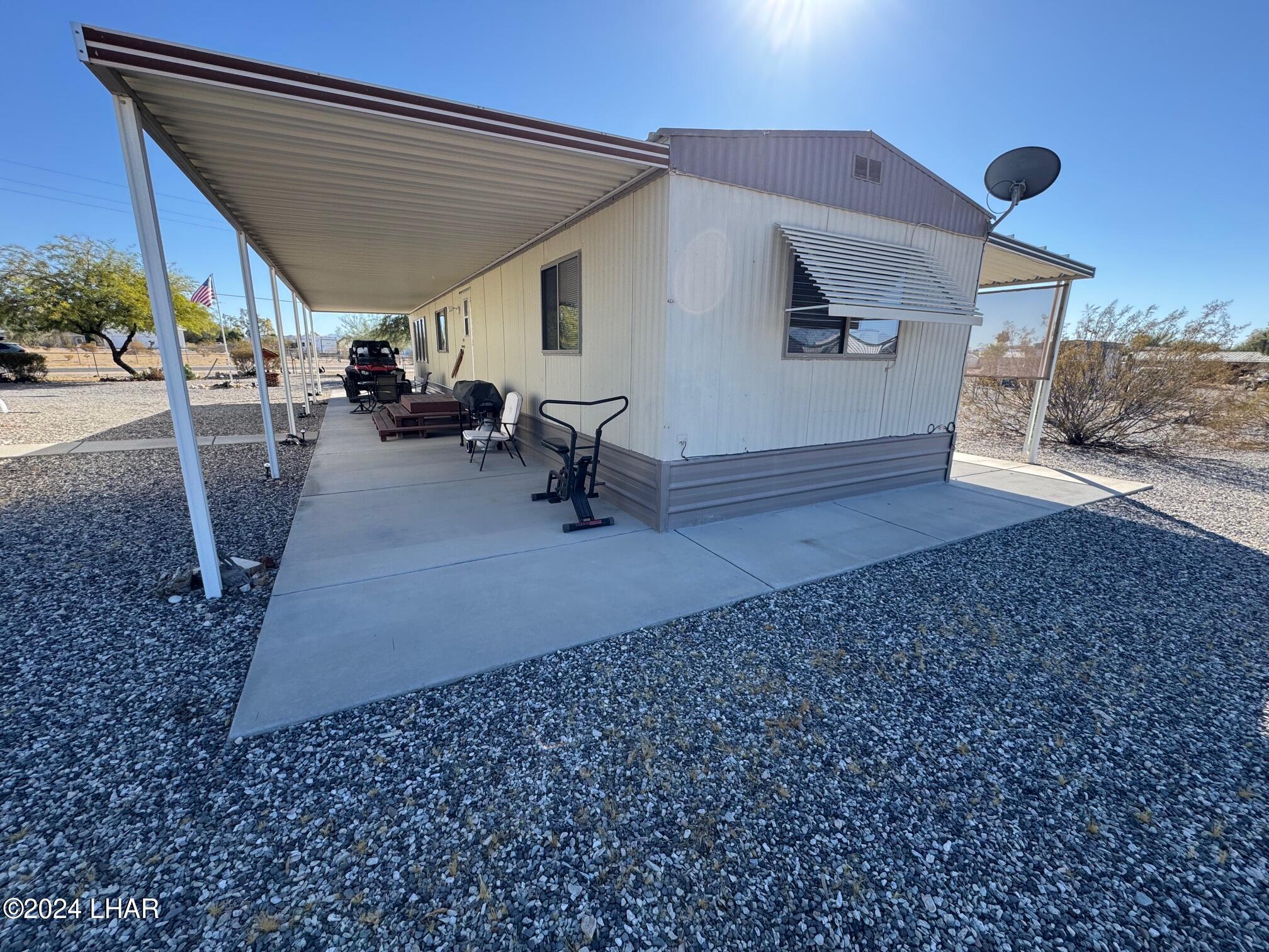 25514 Pendleton Way Bouse, AZ 85325 - Photo 2 of 24 Back of the house