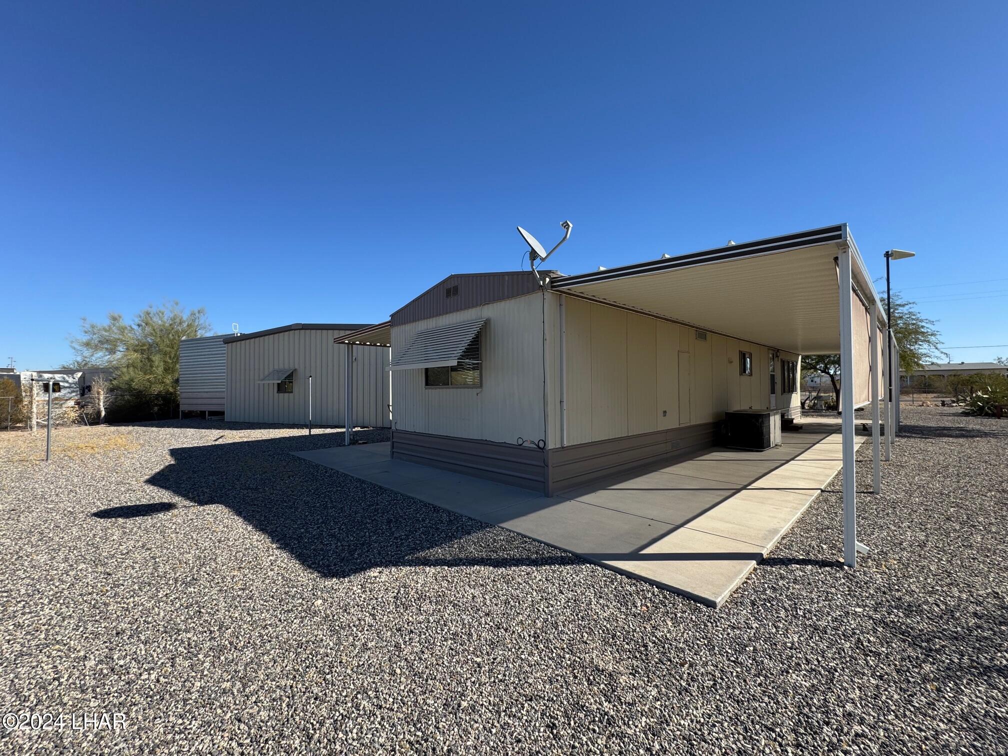 25514 Pendleton Way Bouse, AZ 85325 - Photo 3 of 24 Back of house