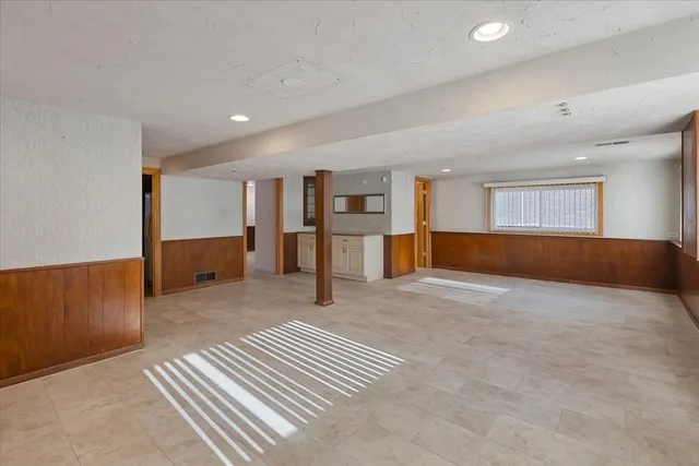 $625,000 | 7910 Churchill Street, Morton Grove, IL 60053