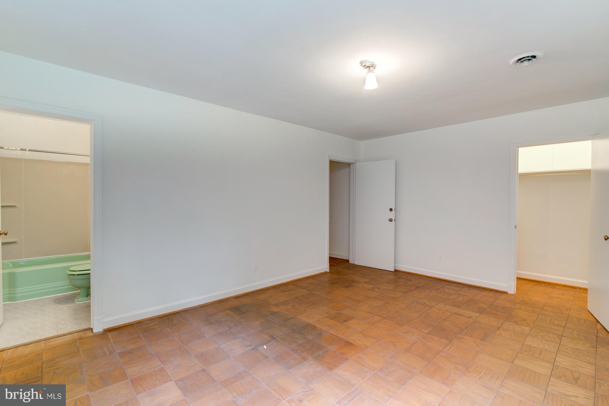8117 Rayburn Road Bethesda, MD 20817 - Photo 23 of 30 Downstairs 2nd Master Bedroom