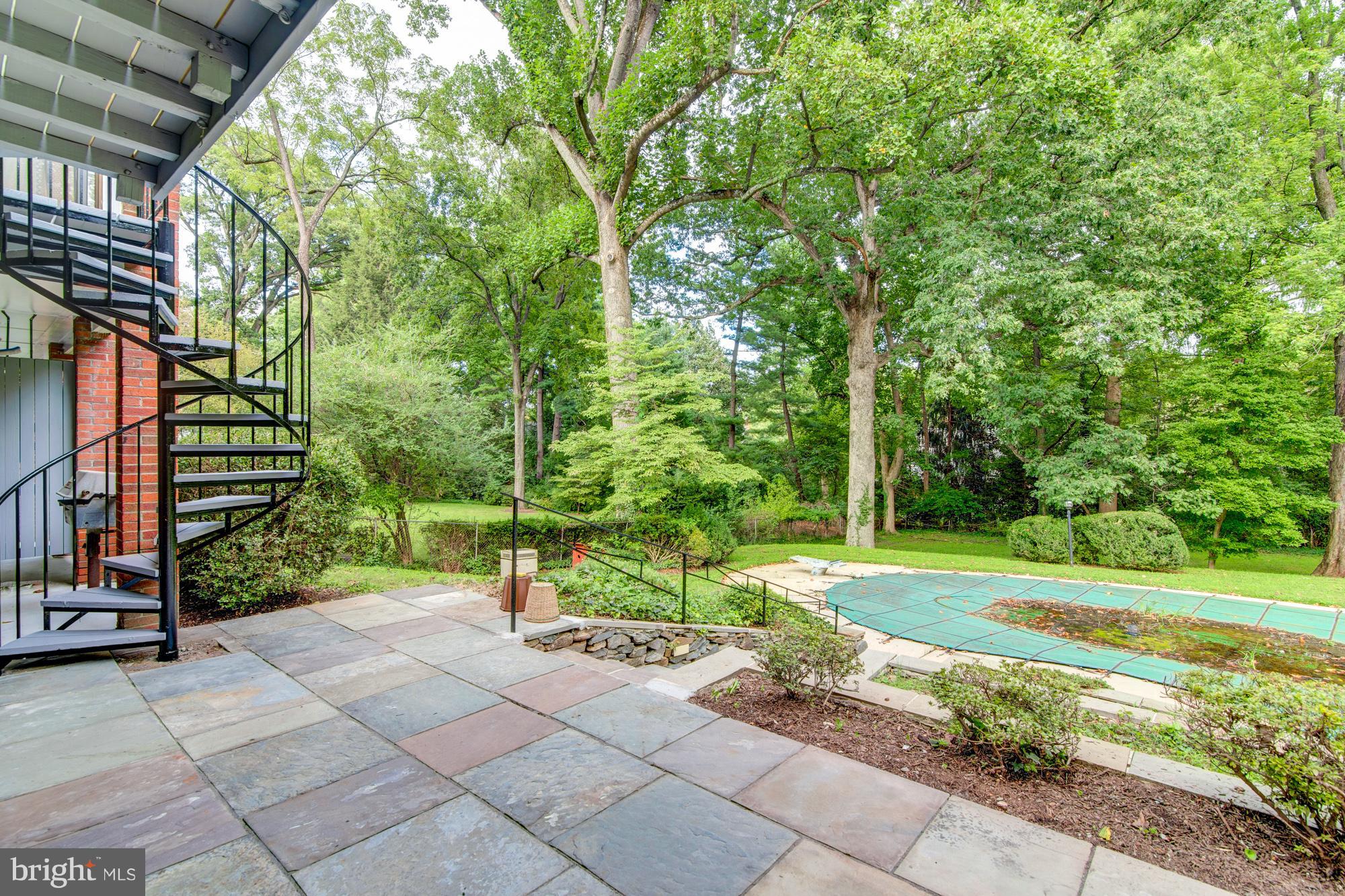 8117 Rayburn Road Bethesda, MD 20817 - Photo 27 of 30 Exterior (Rear)
