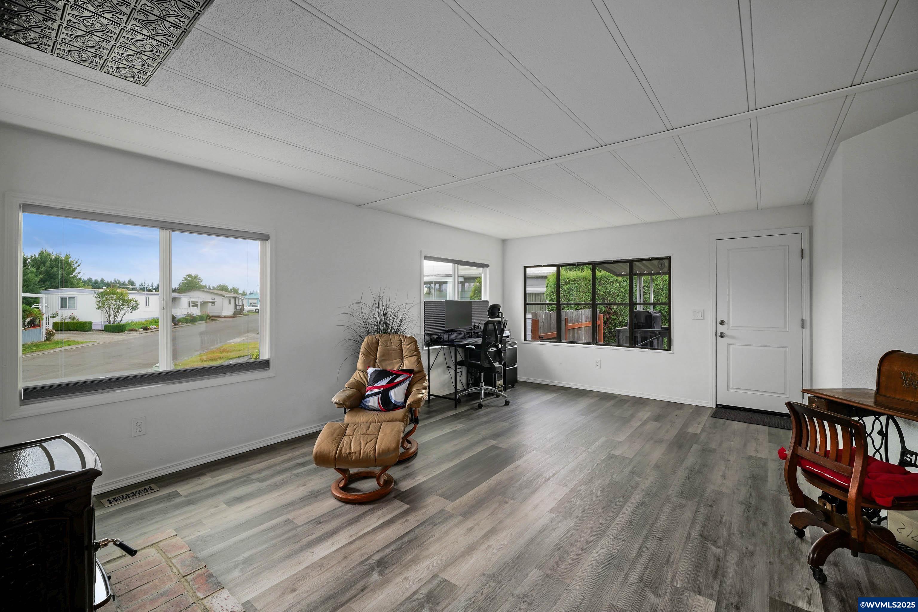 5422 Portland Road Northeast, Unit 55 Salem, OR 97305 - Photo 6 of 37