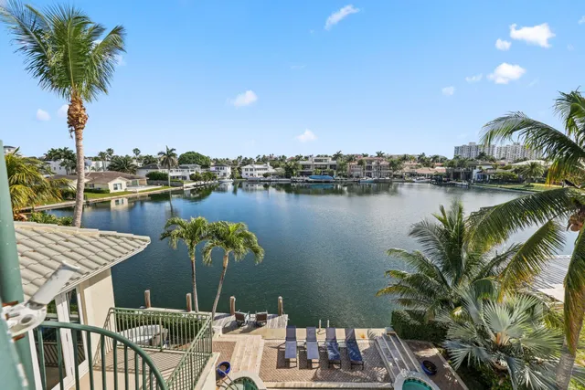 $8,250,000 | 4317 Intracoastal Drive, Highland Beach, FL 33487