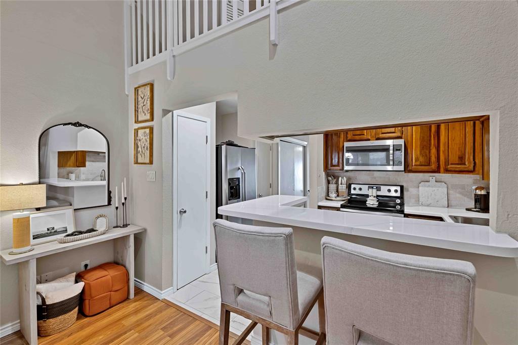 2577 Shady Ridge Drive Bedford, TX 76021 - Photo 5 of 22