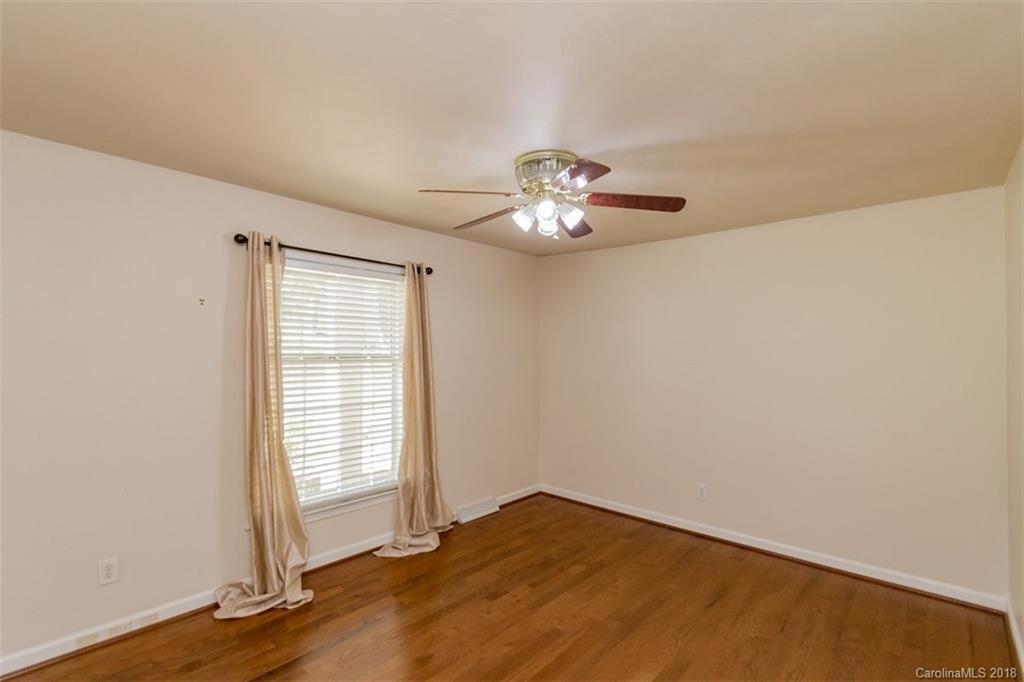 7105 Hopeton Road Charlotte, NC 28210 - Photo 11 of 21 Gallery Image 11