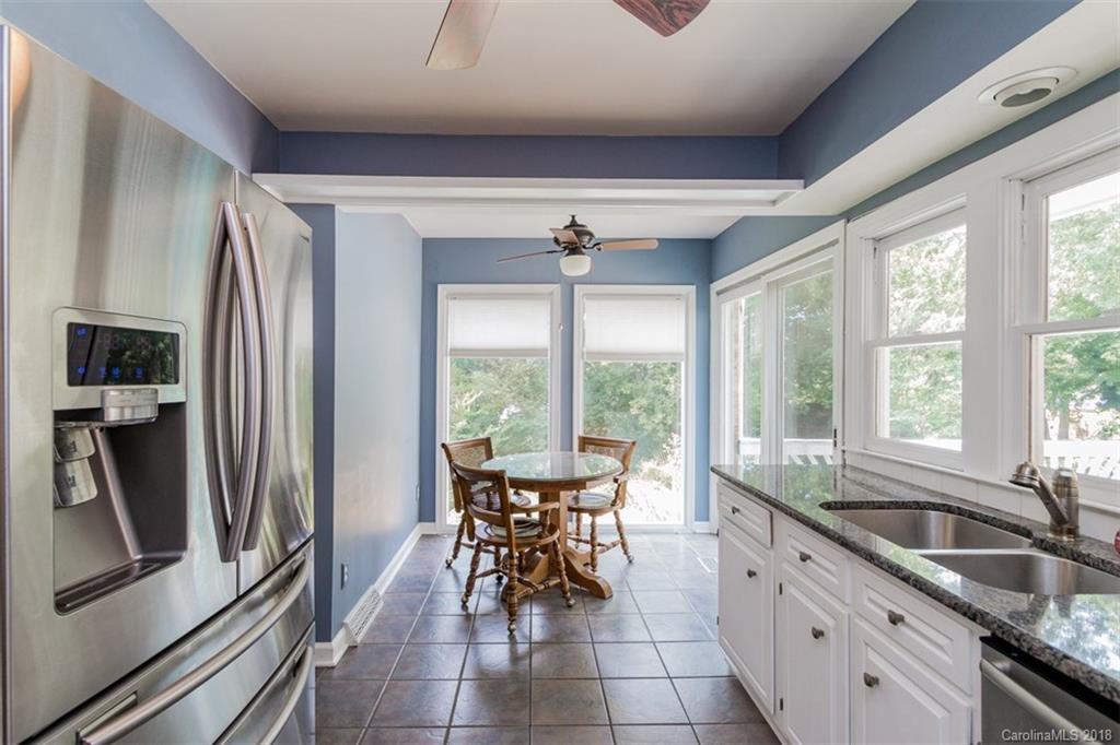 7105 Hopeton Road Charlotte, NC 28210 - Photo 16 of 21 Gallery Image 16