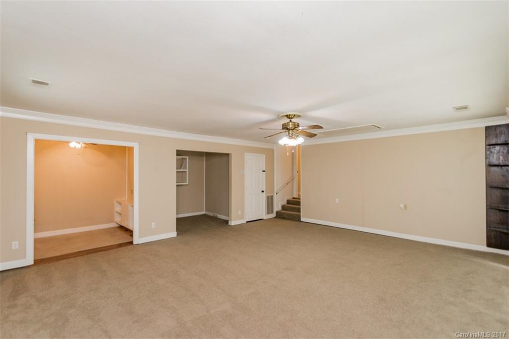 7105 Hopeton Road Charlotte, NC 28210 - Photo 4 of 21 Gallery Image 4