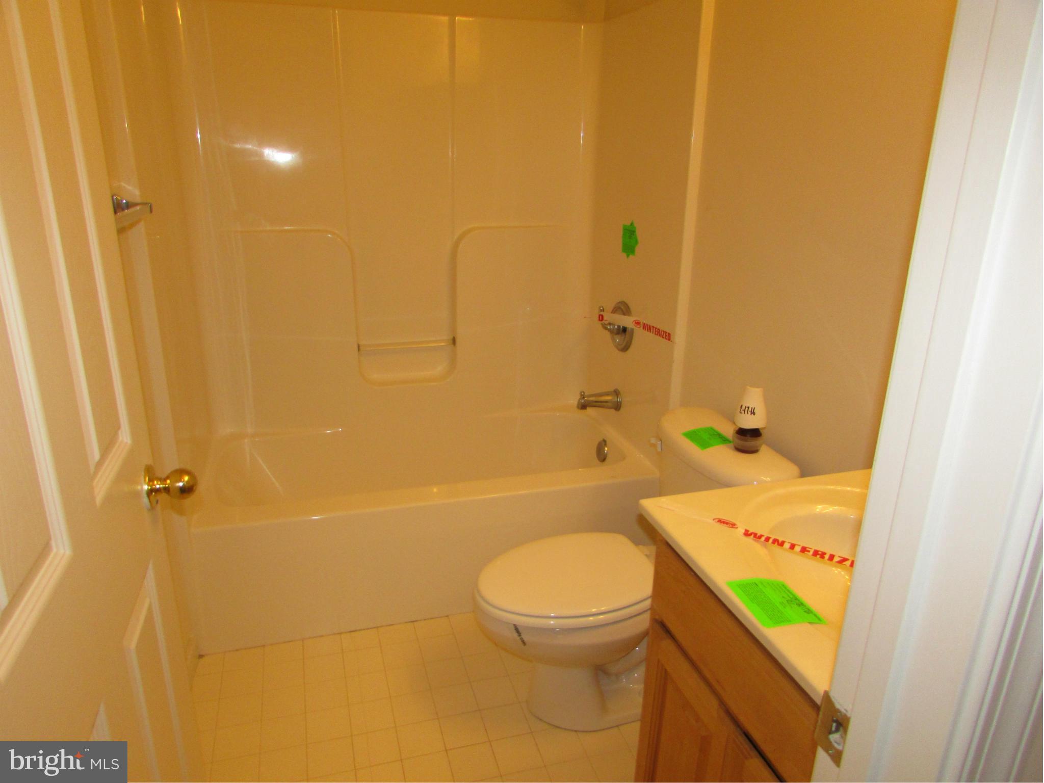 2540 Albert Rill Road Westminster, MD 21157 - Photo 22 of 30 Hall Full Bath