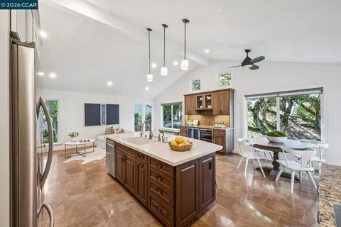 $2,385,000 | 665 Sky Hy Circle, Lafayette, CA 94549