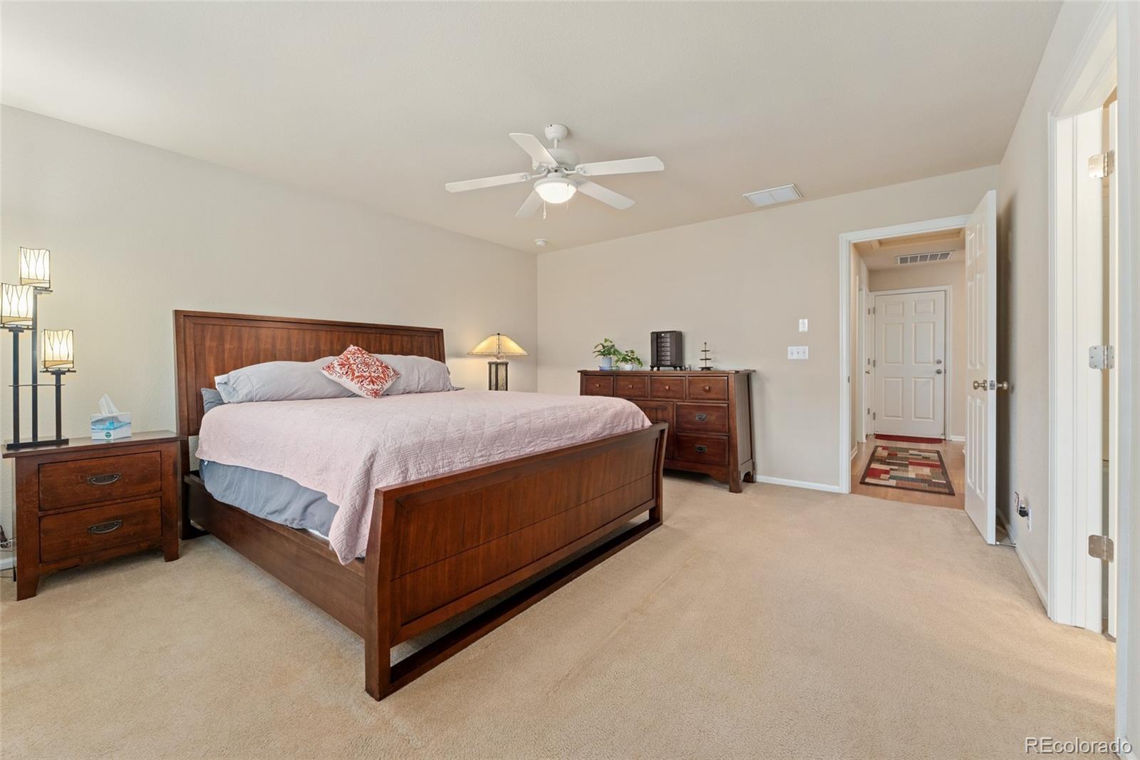 5526 Lewiston Street Denver, CO 80239 - Photo 17 of 25