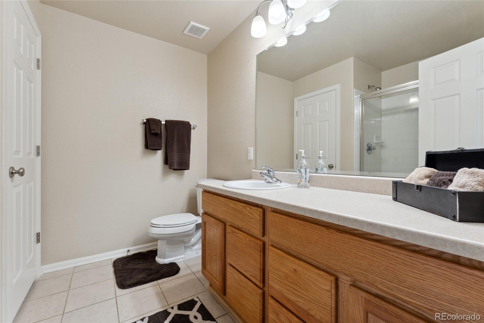 5526 Lewiston Street Denver, CO 80239 - Photo 19 of 25