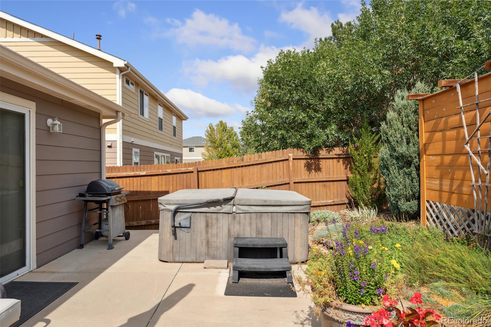 5526 Lewiston Street Denver, CO 80239 - Photo 23 of 25