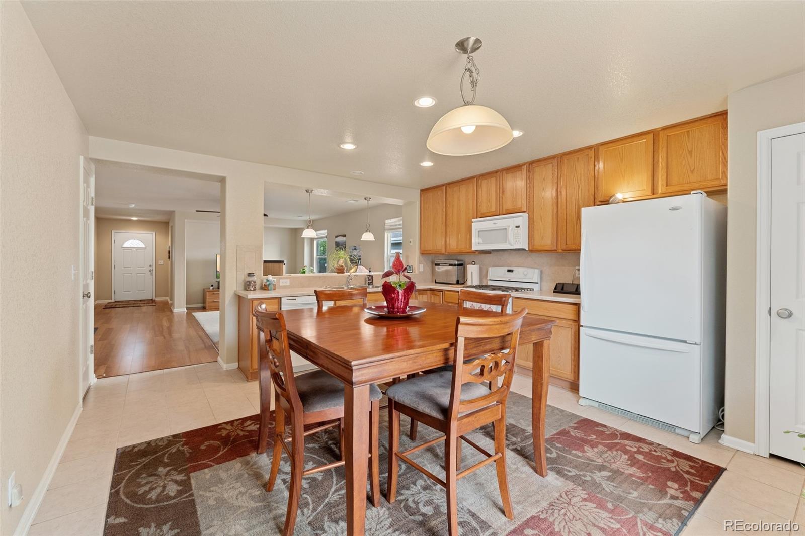 5526 Lewiston Street Denver, CO 80239 - Photo 3 of 25