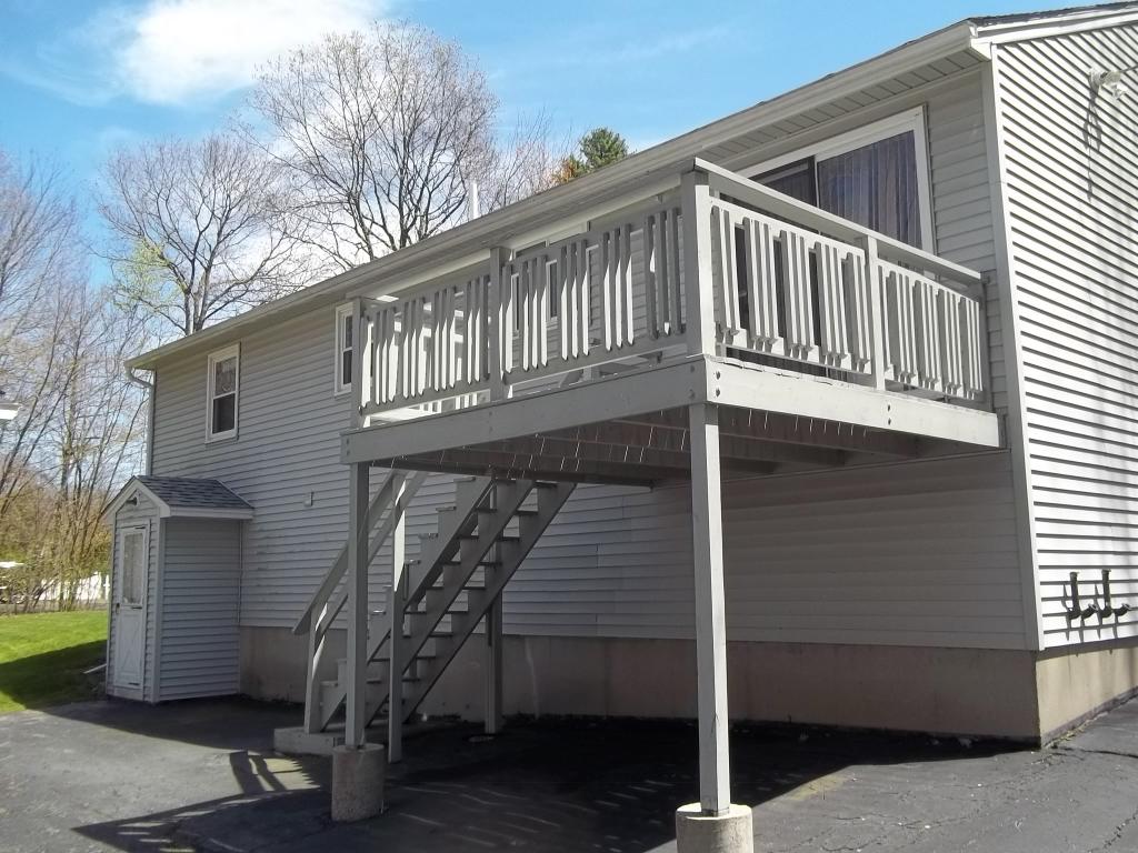 174 Whitehall Road Hooksett, NH 03106 - Photo 2 of 22