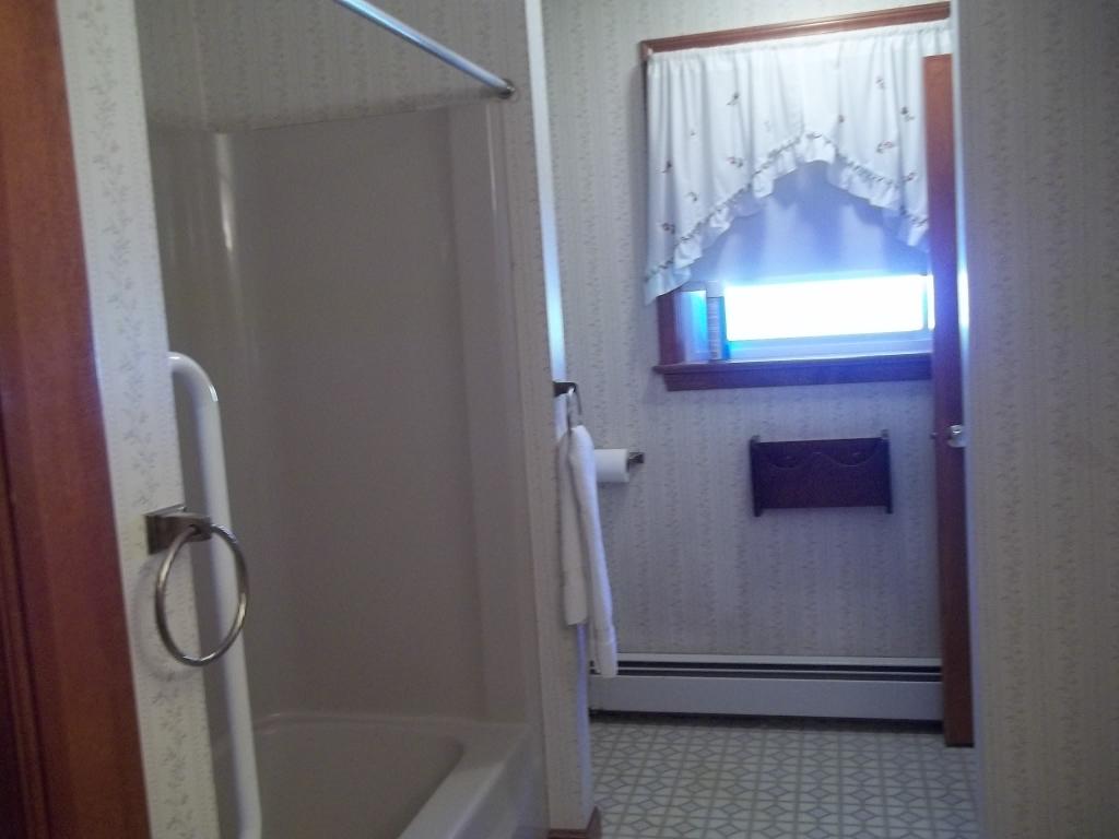 174 Whitehall Road Hooksett, NH 03106 - Photo 15 of 22