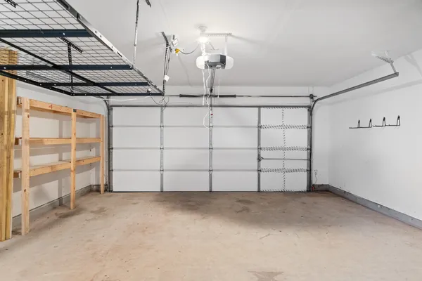 $2,100 | 321 Nicole Way, Bastrop, TX 78602