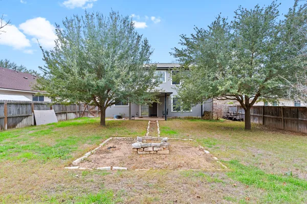 $2,100 | 321 Nicole Way, Bastrop, TX 78602