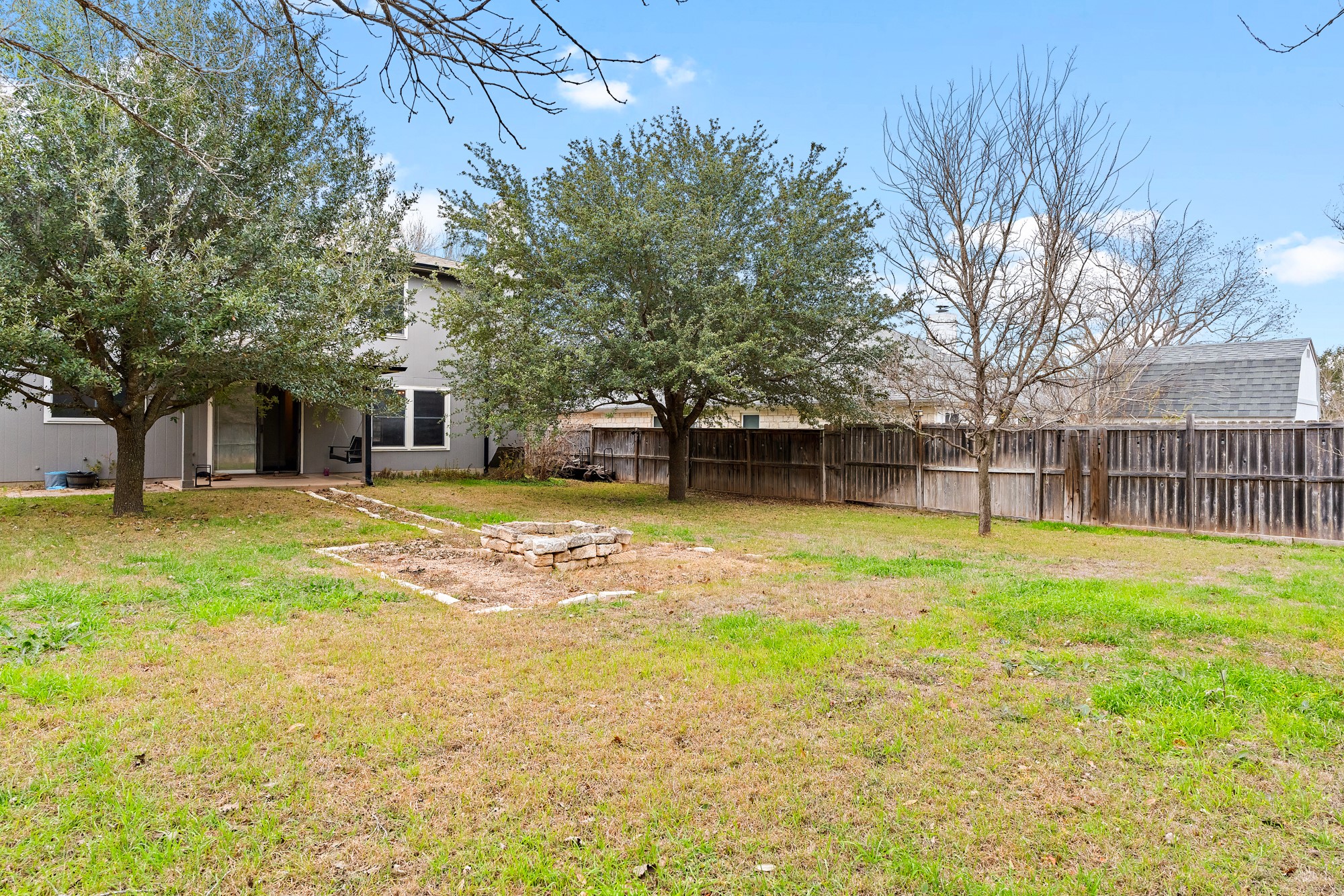 321 Nicole Way Bastrop, TX 78602 - Photo 30 of 32 View of fenced backyard