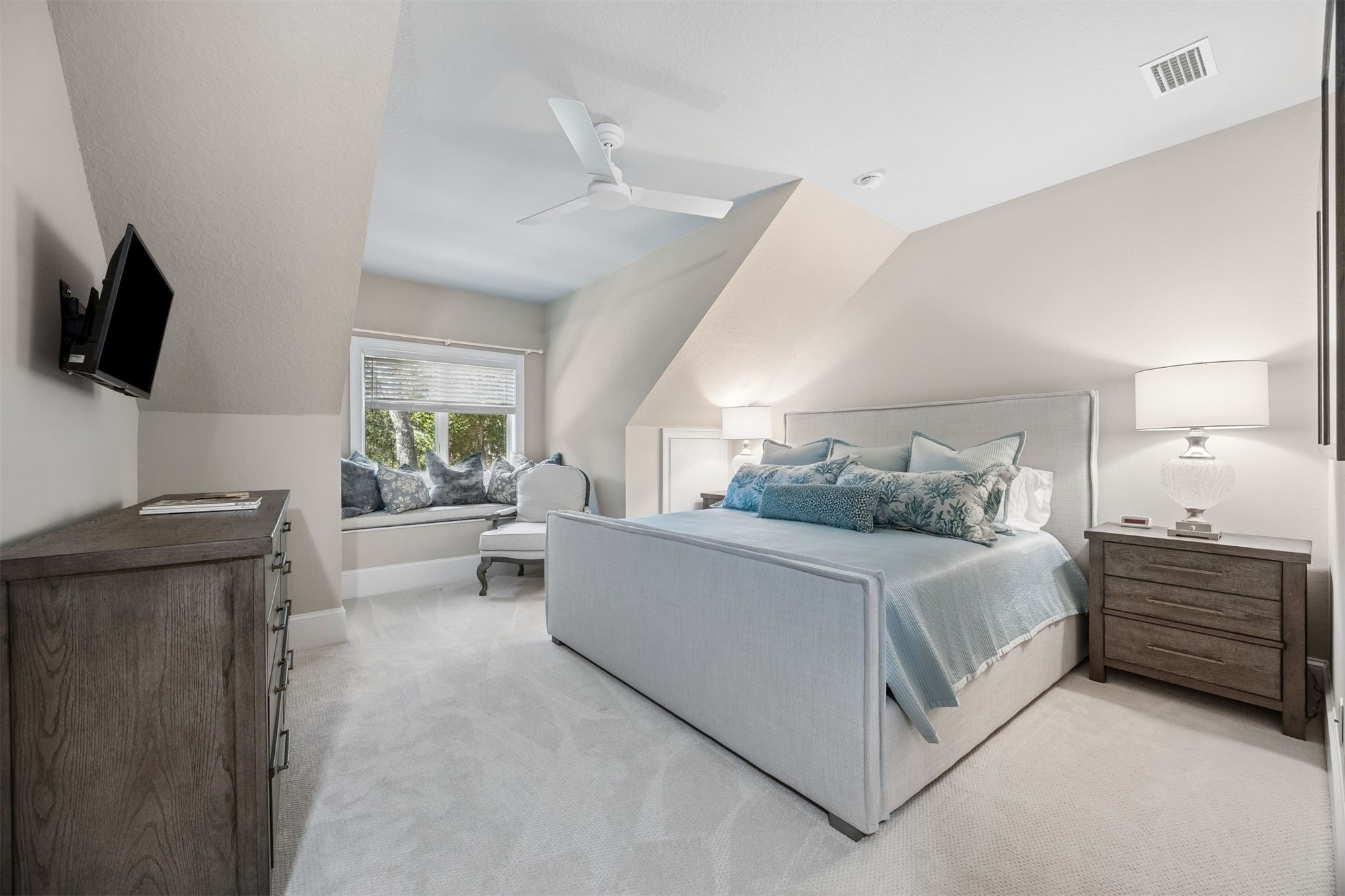 122 Sea Marsh Road Fernandina Beach, FL 32034 - Photo 30 of 47 Guest bedroom