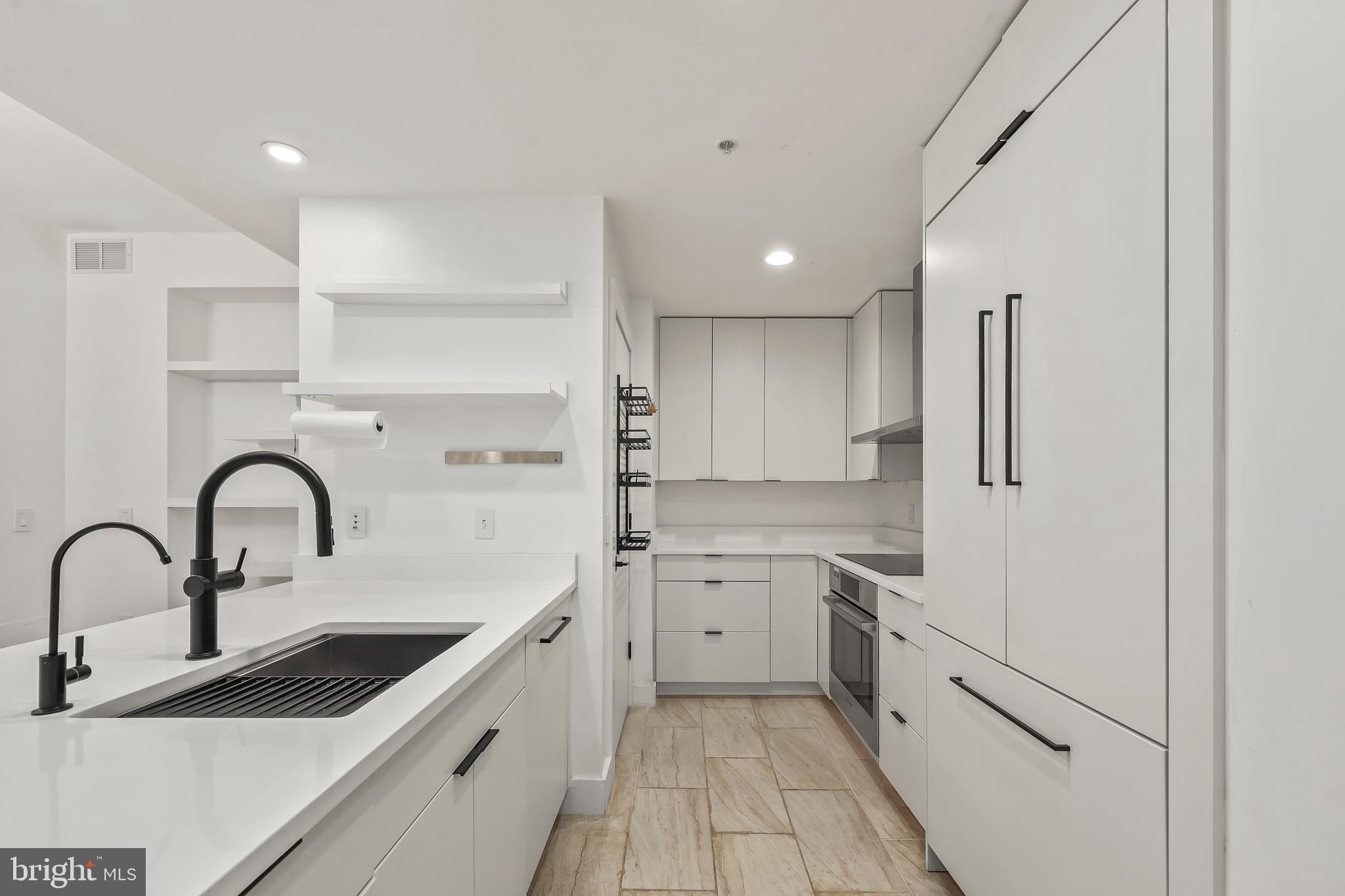 11990 Market Street, Unit 704 Reston, VA 20190 - Photo 4 of 41