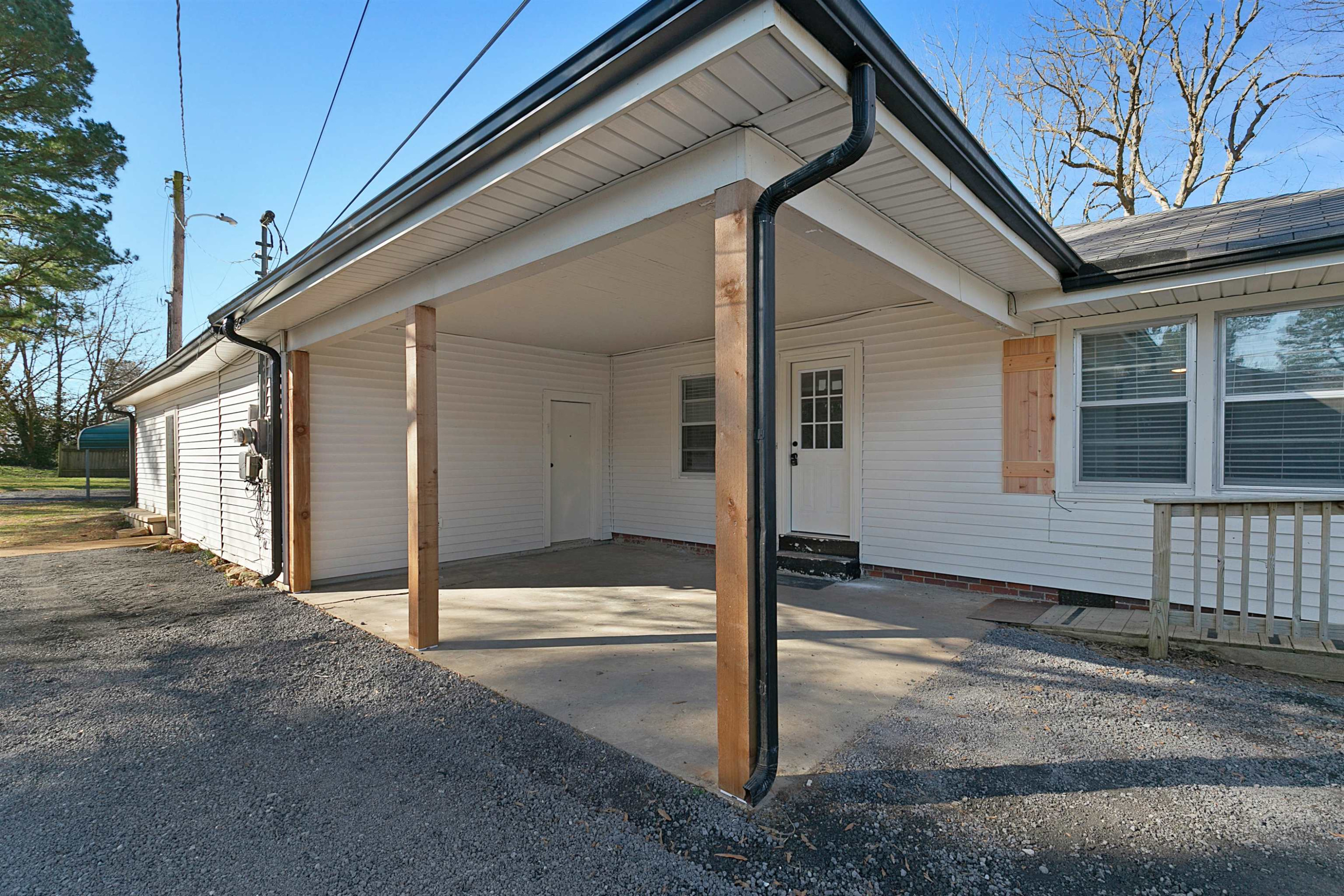 28 Oak Grove Road Jackson, TN 38301 - Photo 21 of 21 a view of a house with backyard