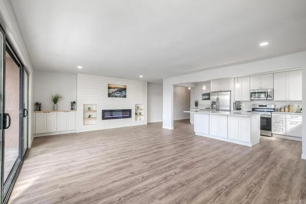 $5,000 | 4705 Marina Drive, Unit 10, Carlsbad, CA 92008