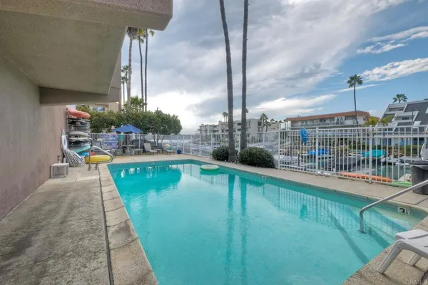 $5,000 | 4705 Marina Drive, Unit 10, Carlsbad, CA 92008