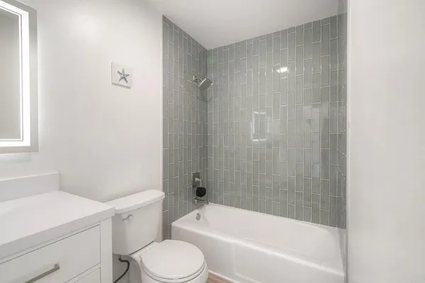$5,000 | 4705 Marina Drive, Unit 10, Carlsbad, CA 92008