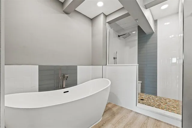 $4,649,000 | 12400 Capri Circle North, Treasure Island, FL 33706