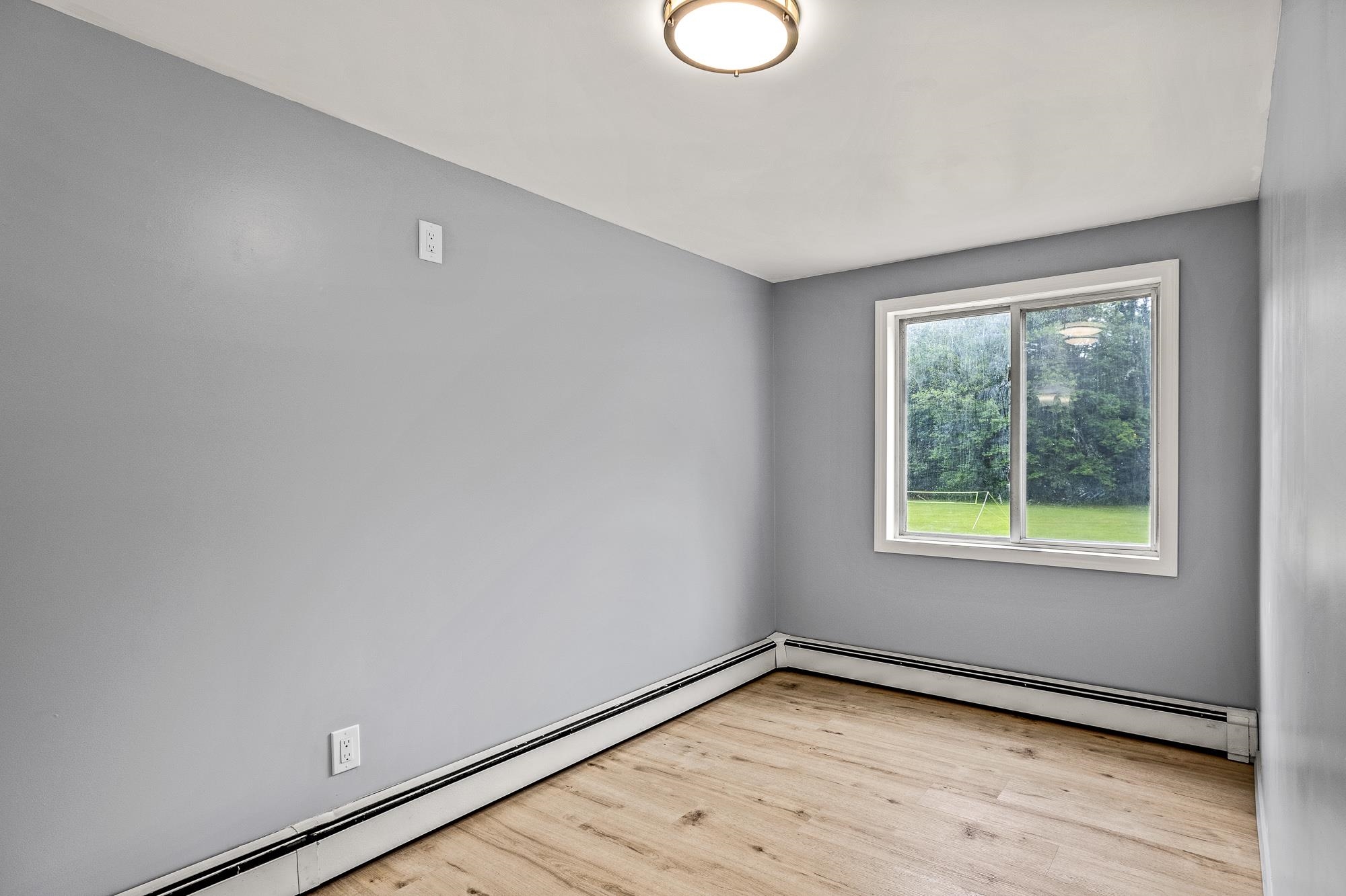 284 Eastern Avenue Rochester, NH 03867 - Photo 10 of 56 Gallery Image 10