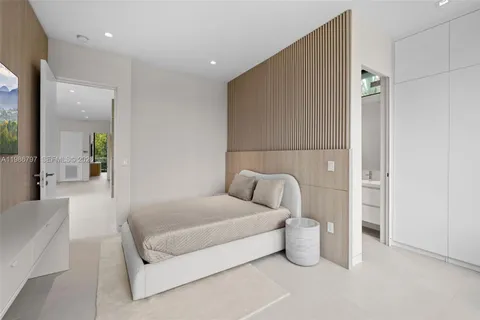 $6,350,000 | 4534 Sheridan Avenue, Miami Beach, FL 33140