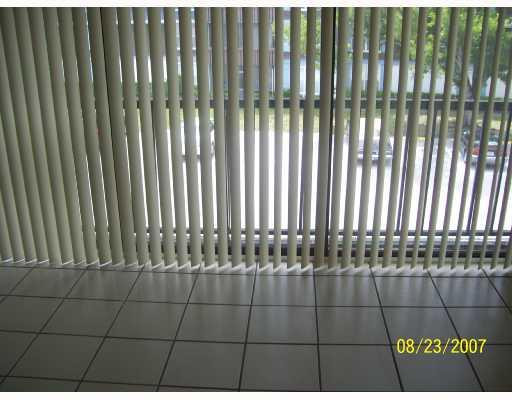 3720 Inverrary Drive, Unit 3Y Lauderhill, FL 33319 - Photo 6 of 6 Den/Family/Great Room