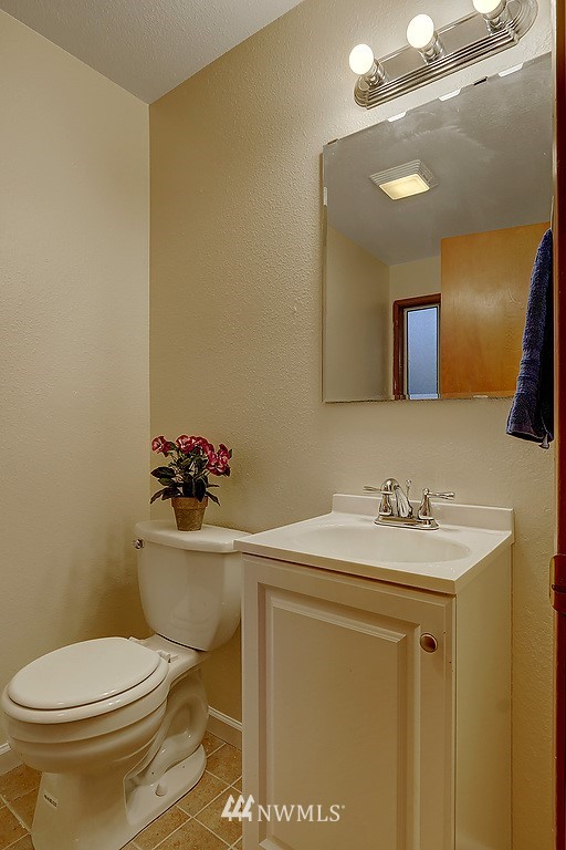 18910 Bothell Everett Highway, Unit C4 Bothell, WA 98012 - Photo 9 of 13 Gallery Image 9