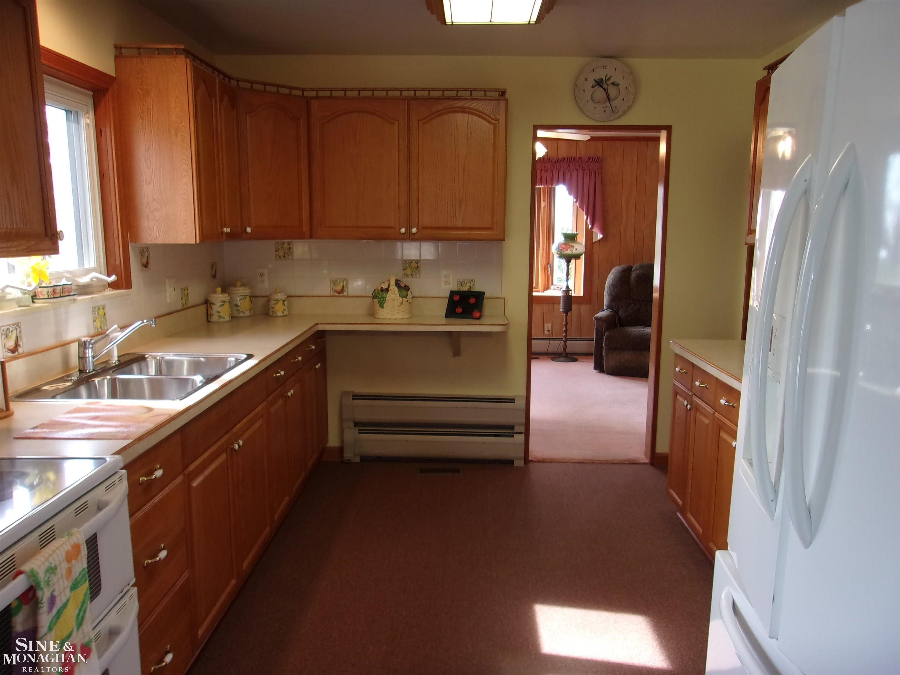 5536 Pointe Tremble Road Algonac, MI 48001 - Photo 19 of 45 50174338-203f0947-881a-4f5b-bde7-2ba420283cf5.JPG